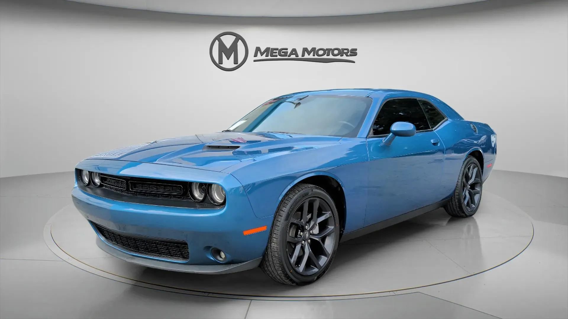 Used 2022 Dodge Challenger SXT w/ Blacktop Package