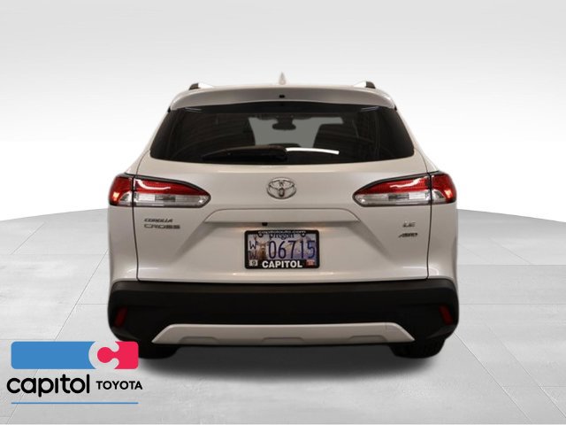 Certified 2022 Toyota Corolla Cross LE w/ Moonroof Package AWD/4WD image 4