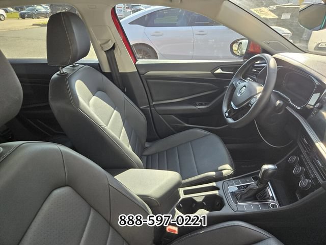 Certified 2021 Volkswagen Jetta SEL FWD image 9