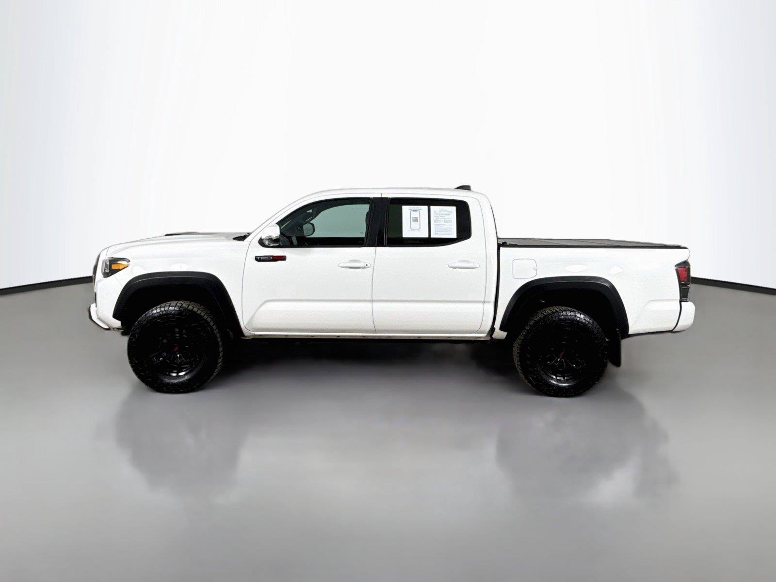 Used 2021 Toyota Tacoma TRD Pro AWD/4WD image 10