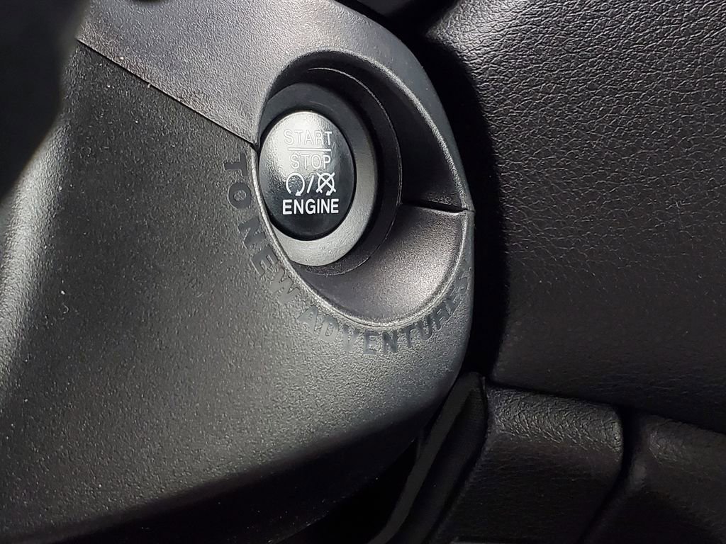 Used 2016 Jeep Renegade Trailhawk w/ Cold Weather Group image 24