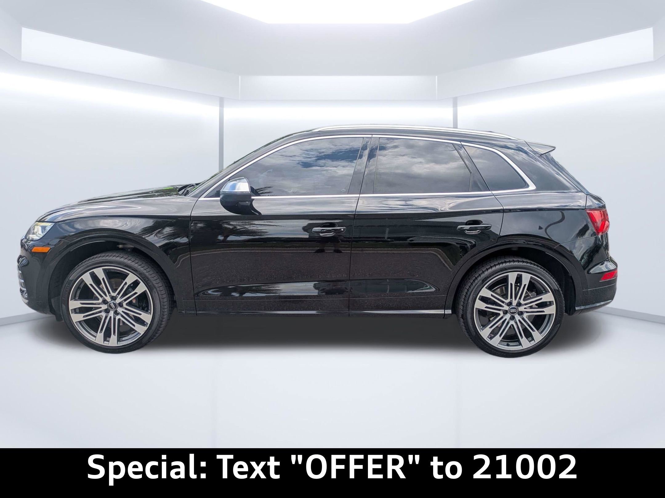 Used 2020 Audi SQ5 Premium Plus w/ Premium Plus Package AWD/4WD image 7