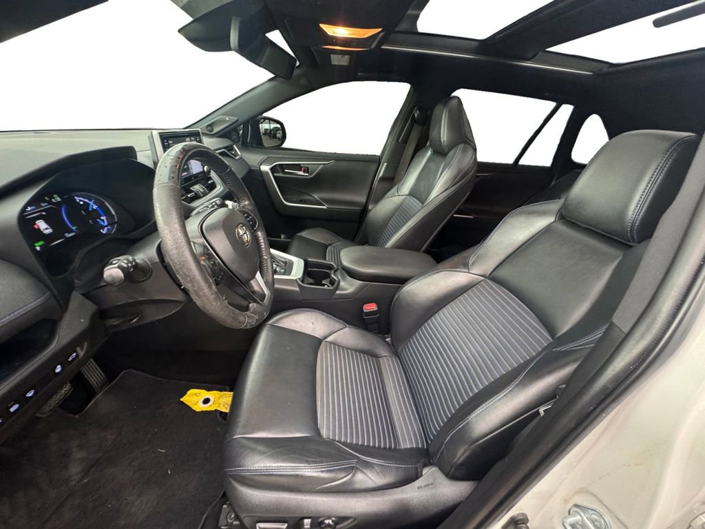 Used 2020 Toyota RAV4 XSE image 10