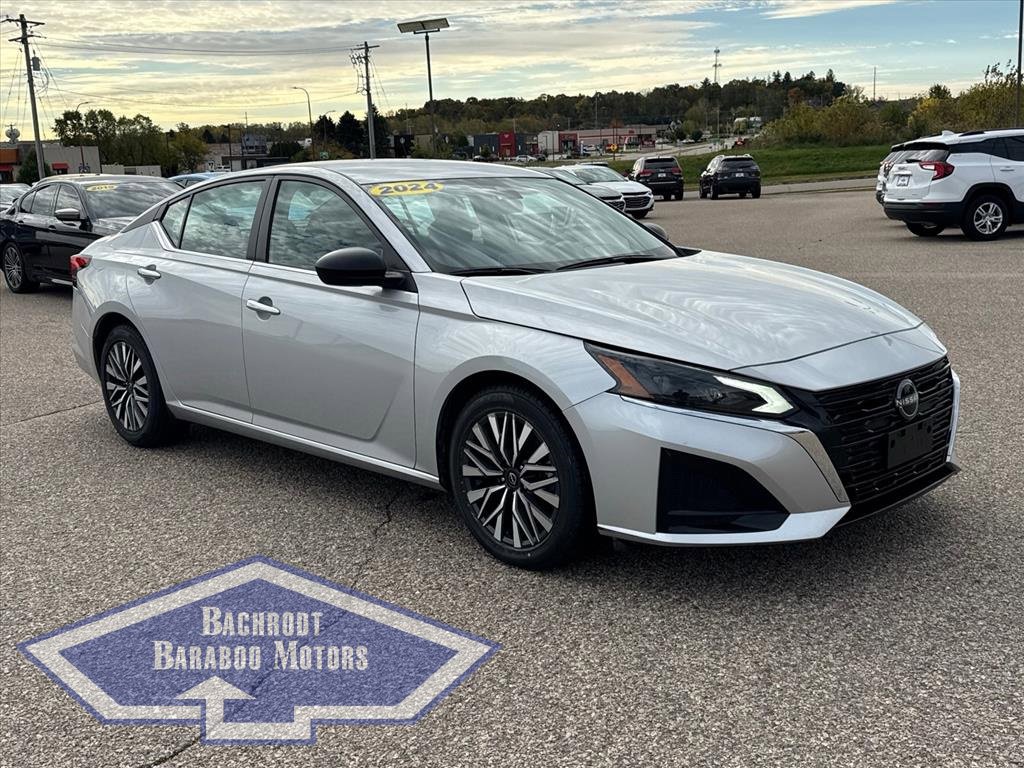 Used 2024 Nissan Altima 2.5 SV