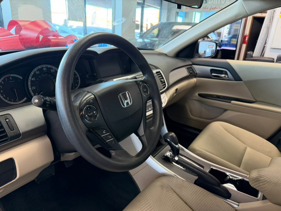 Used 2015 Honda Accord LX image 18