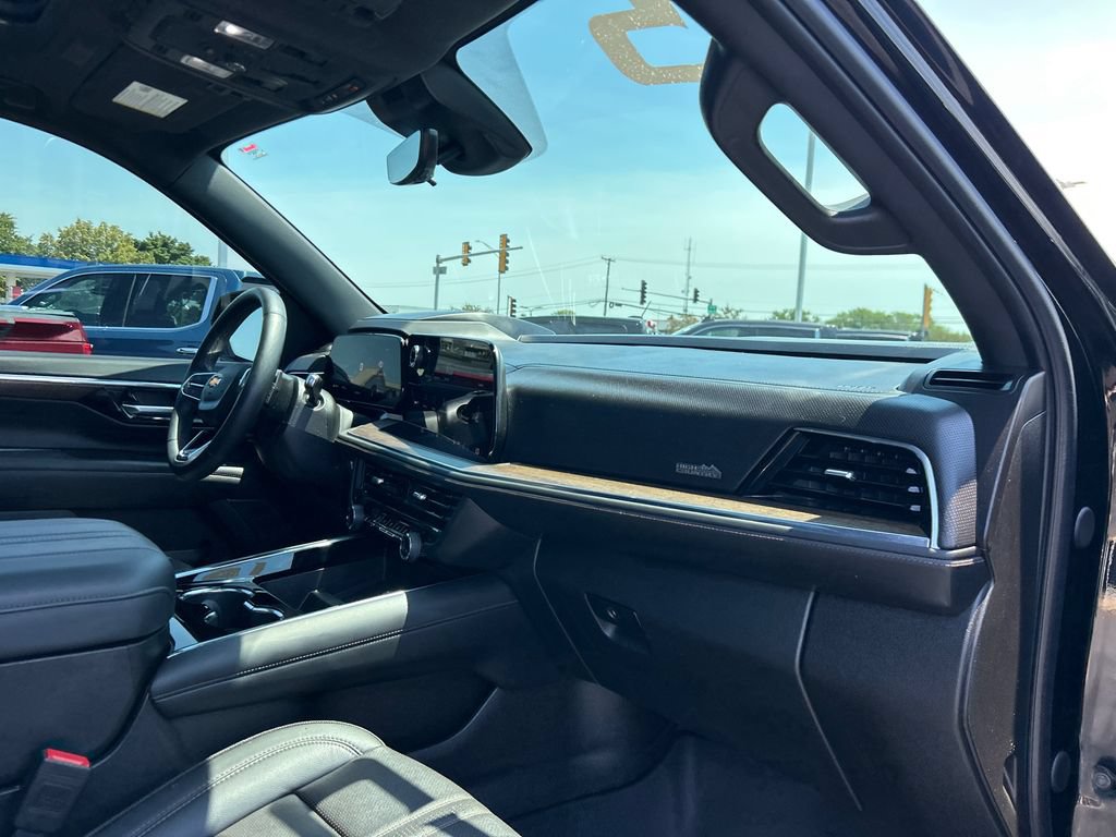 Certified 2025 Chevrolet Tahoe High Country AWD/4WD image 41
