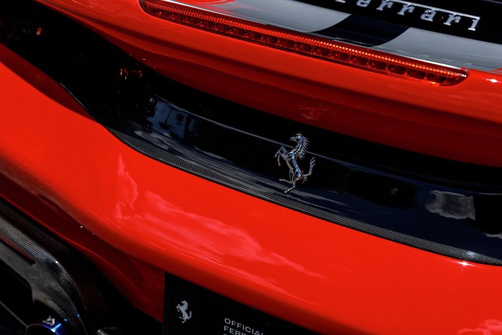 Used 2019 Ferrari 488 Pista Coupe RWD image 43