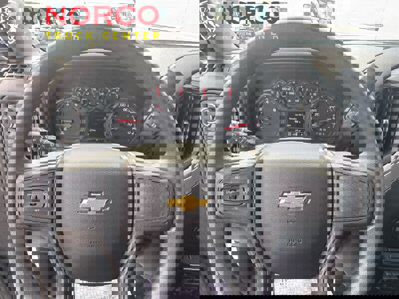 Used 2022 Chevrolet Silverado 2500 Custom w/ Custom Convenience Package image 23