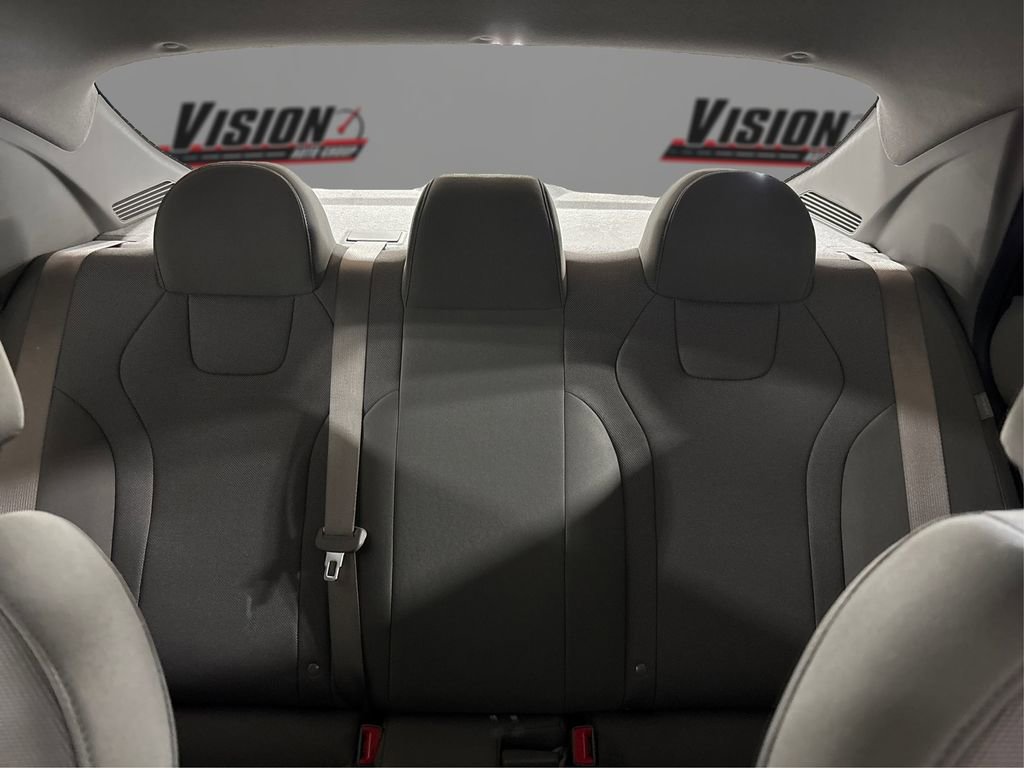 Certified 2025 Hyundai Elantra SE image 18