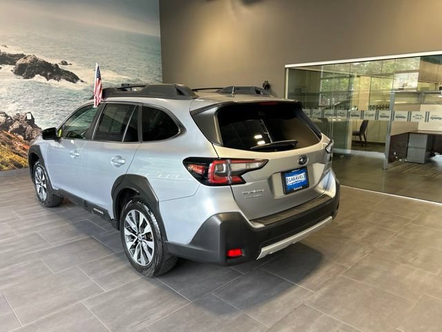 Used 2024 Subaru Outback Limited AWD/4WD image 4
