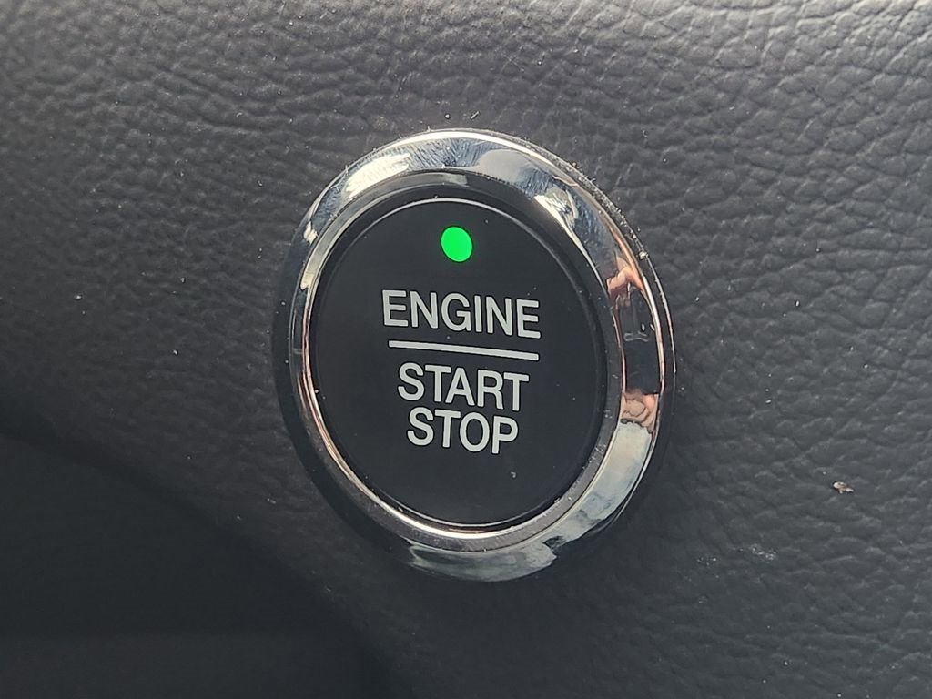 Used 2024 Ford Edge SEL image 22