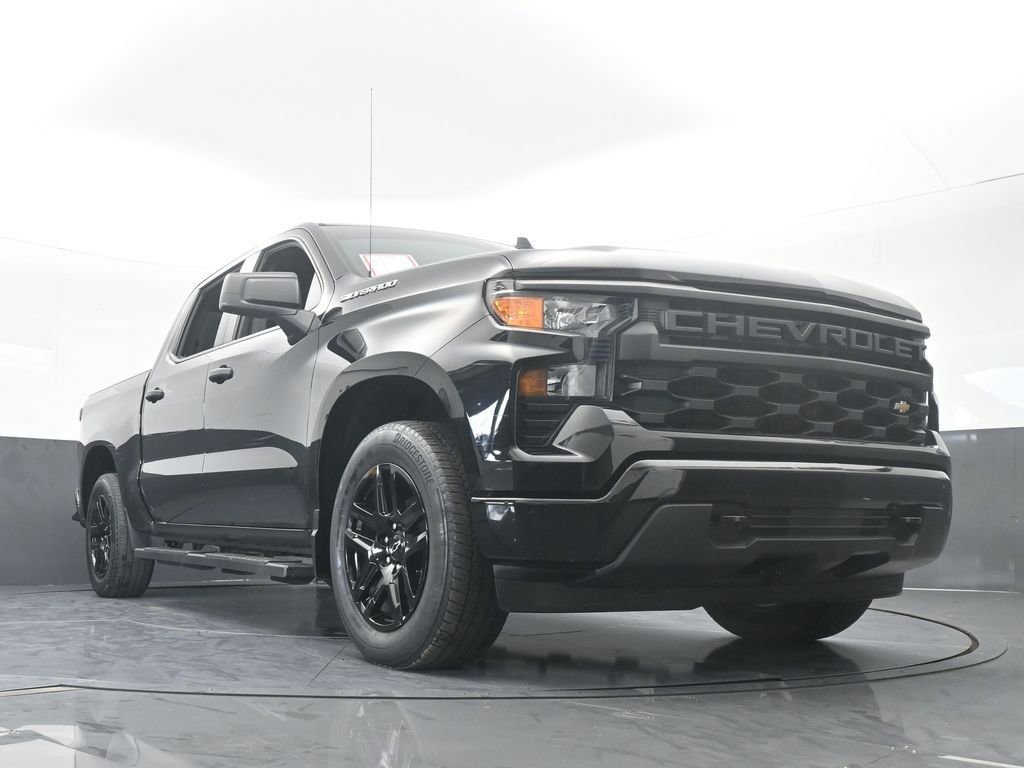 Used 2023 Chevrolet Silverado 1500 Custom image 64