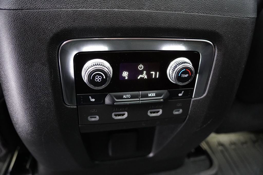 Certified 2024 GMC Yukon Denali Ultimate image 23