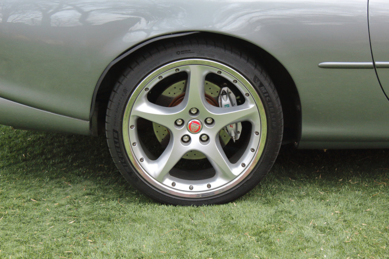 Used 2003 Jaguar XK8 Coupe image 16