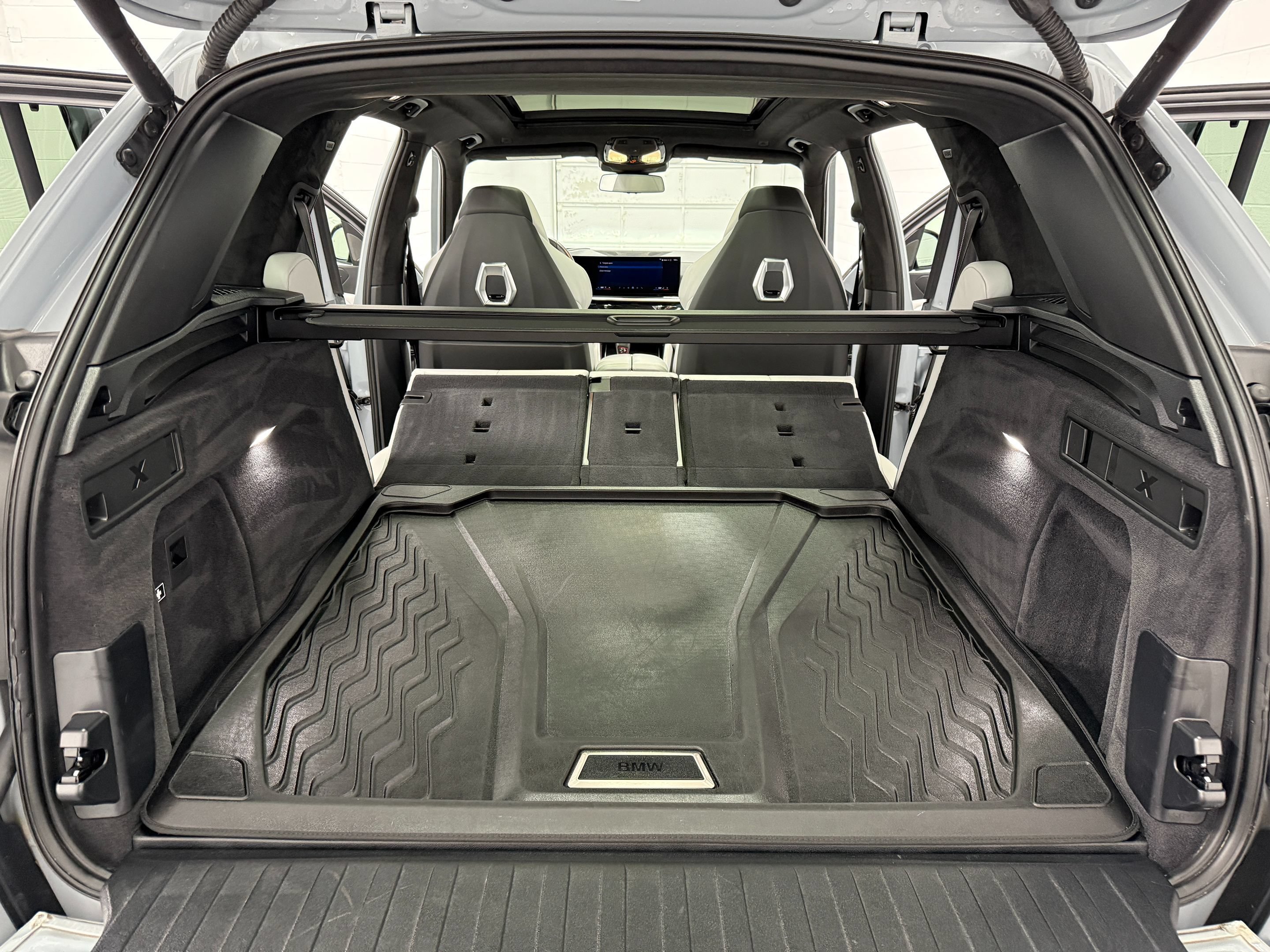 Used 2025 BMW X5 M Competition AWD/4WD image 46