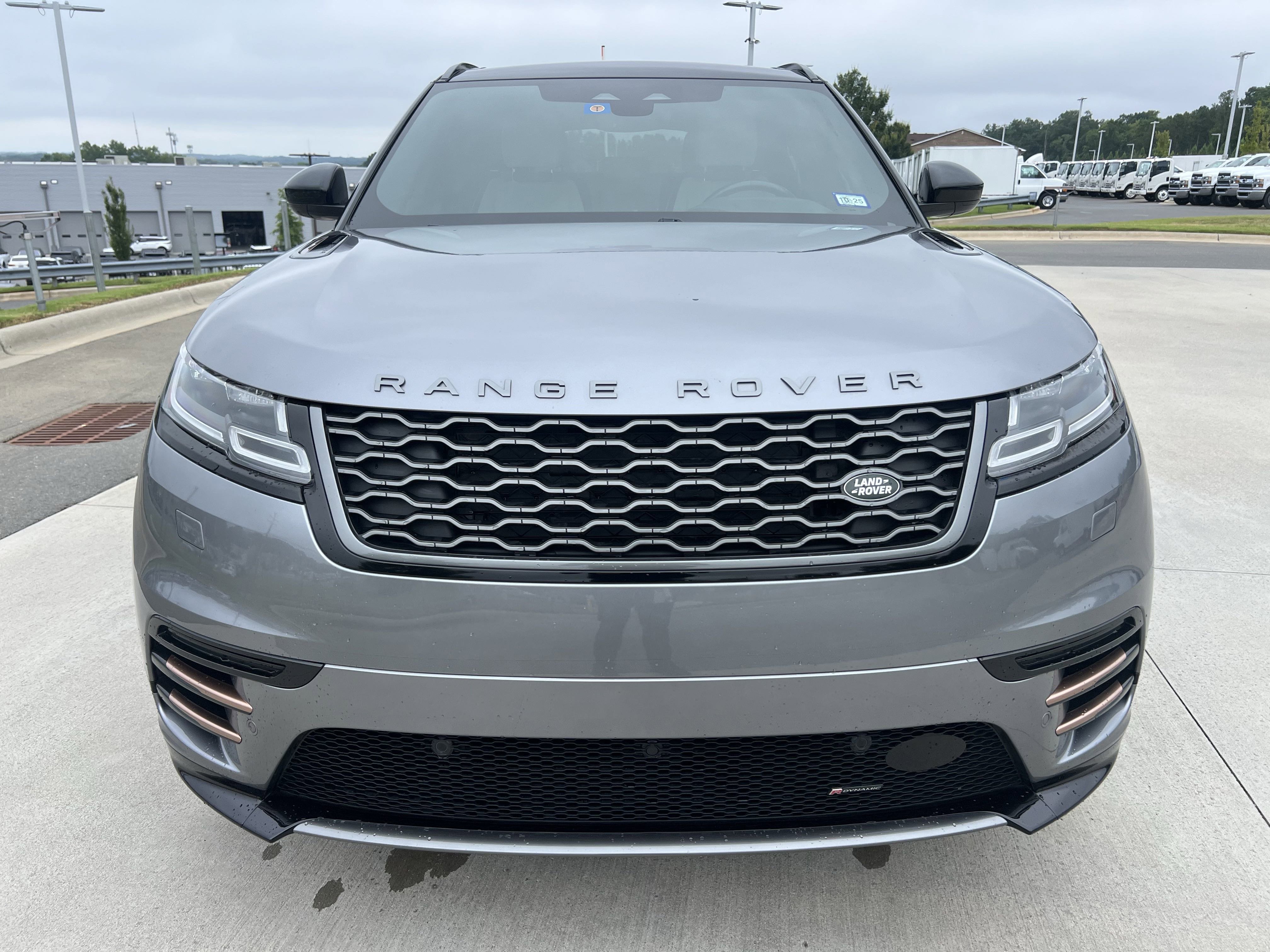 Certified 2023 Land Rover Range Rover Velar R-Dynamic S image 10