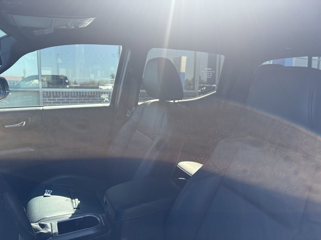 Used 2022 Toyota Tacoma TRD Sport w/ TRD Premium Sport Package image 12