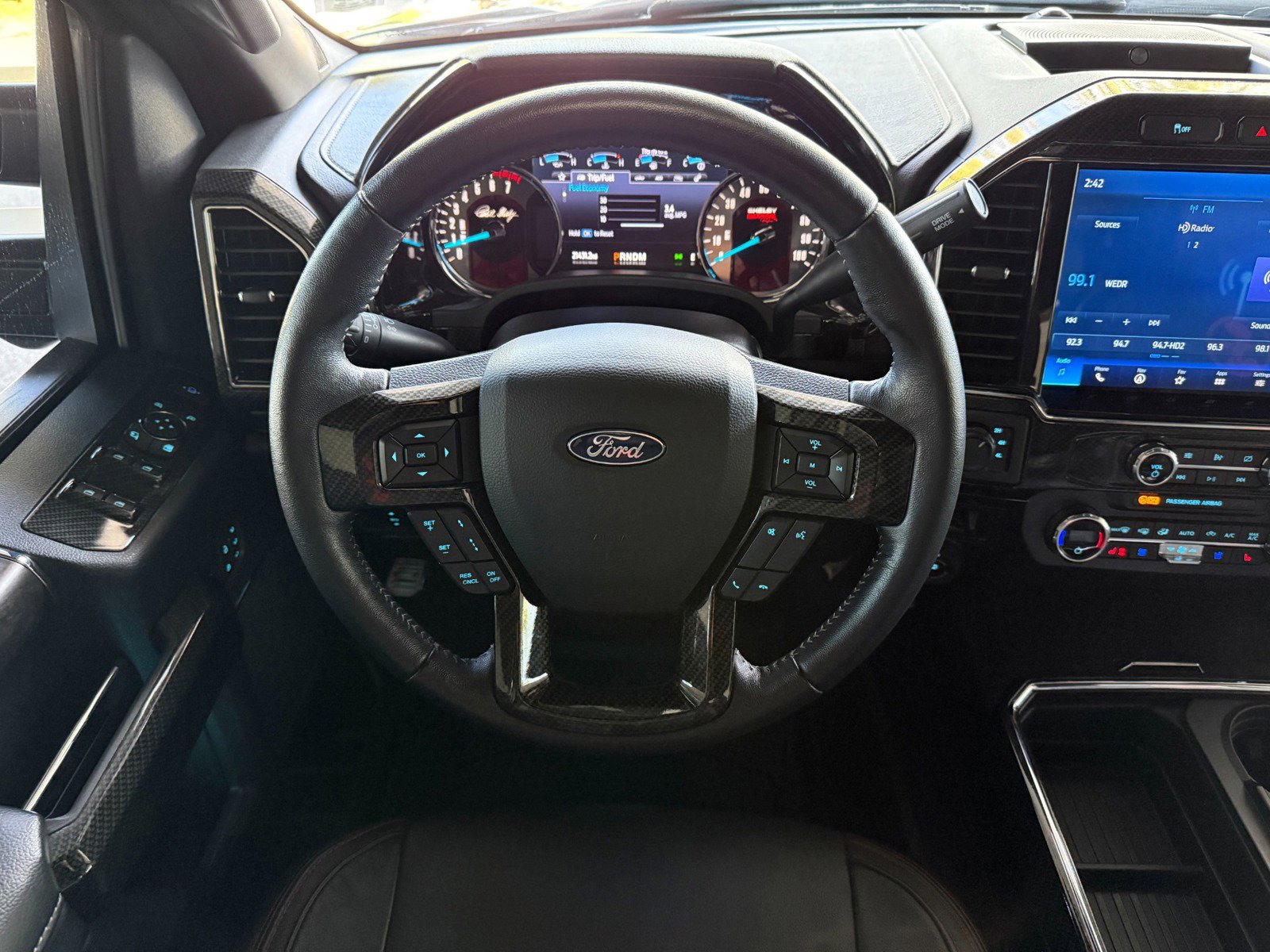 Used 2022 Ford F250 Lariat w/ Lariat Ultimate Package AWD/4WD image 45