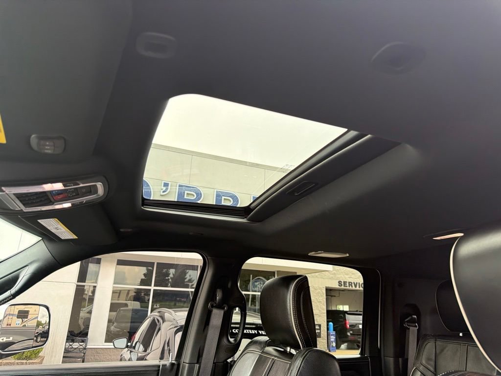 Used 2019 RAM 3500 Limited AWD/4WD image 18