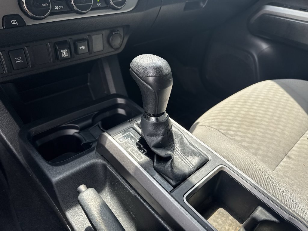 Used 2023 Toyota Tacoma SR5 RWD image 23