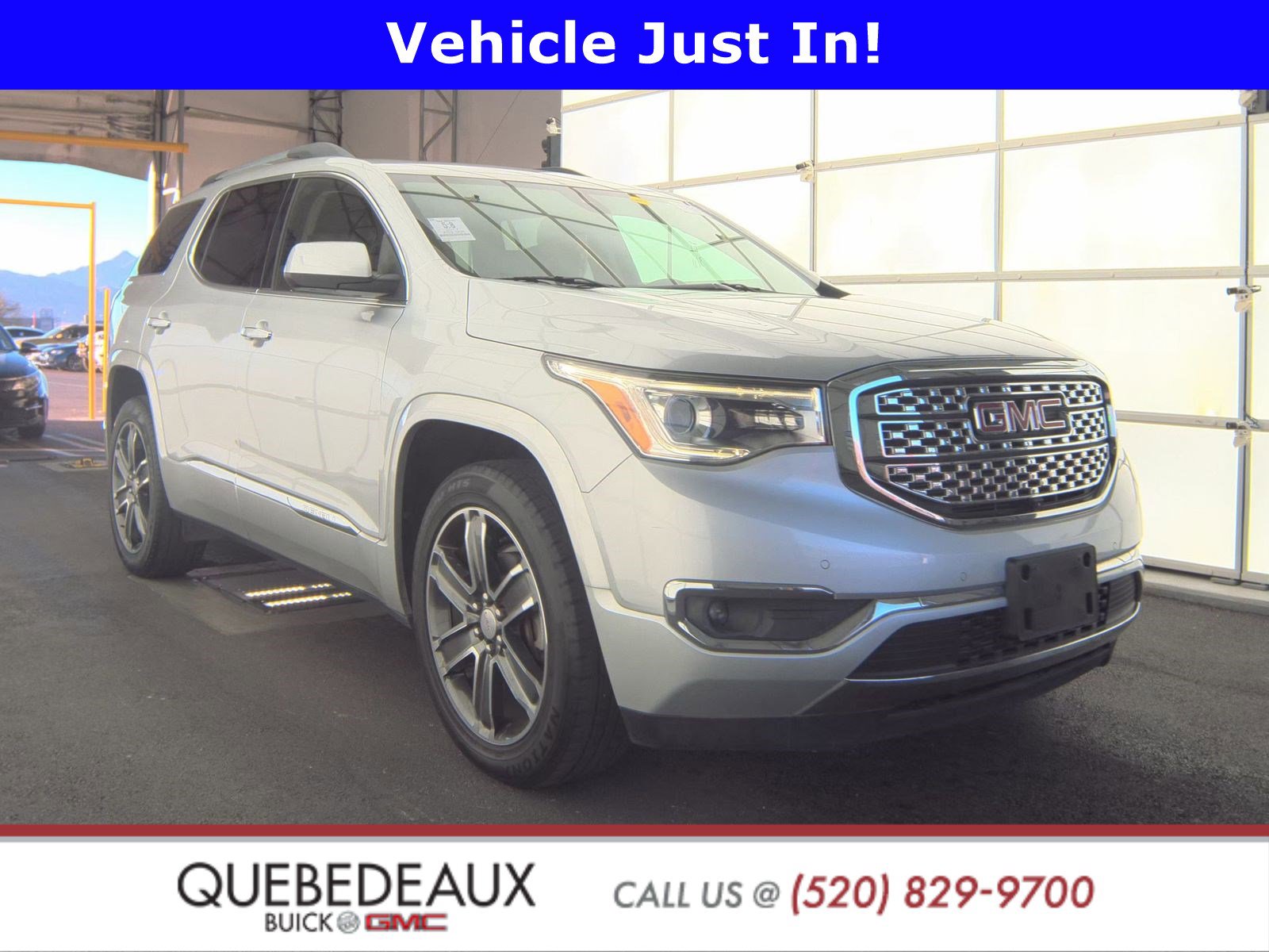 Used 2017 GMC Acadia Denali w/ Technology Package image 1