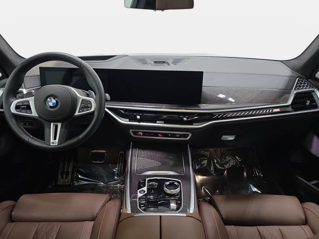 Used 2024 BMW X7 M60i w/ Executive Package image 10
