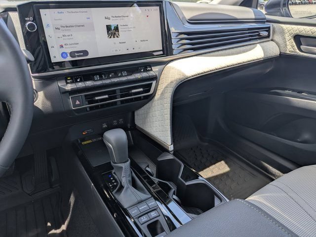 Used 2026 Toyota Camry XLE FWD image 24