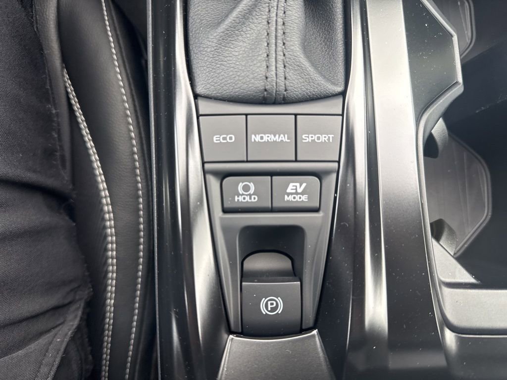 New 2026 Toyota Camry SE image 23