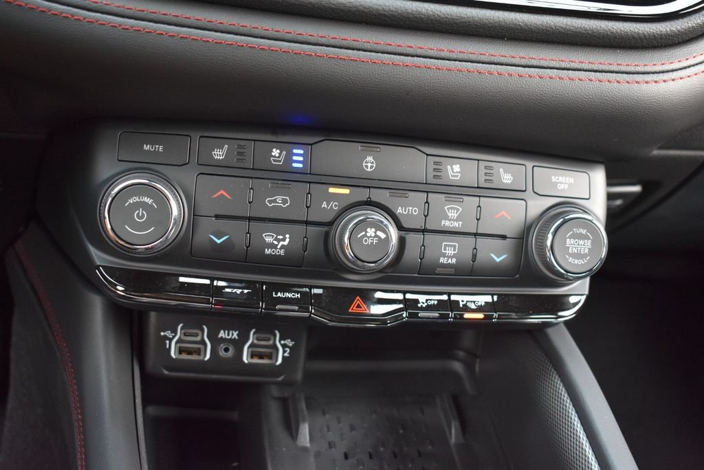 New 2026 Dodge Durango R/T w/ Blacktop Package AWD/4WD image 22