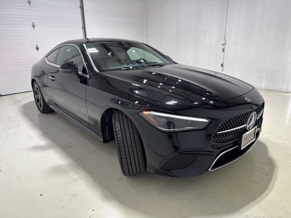Used 2025 Mercedes-Benz CLE 300 4MATIC Coupe image 3
