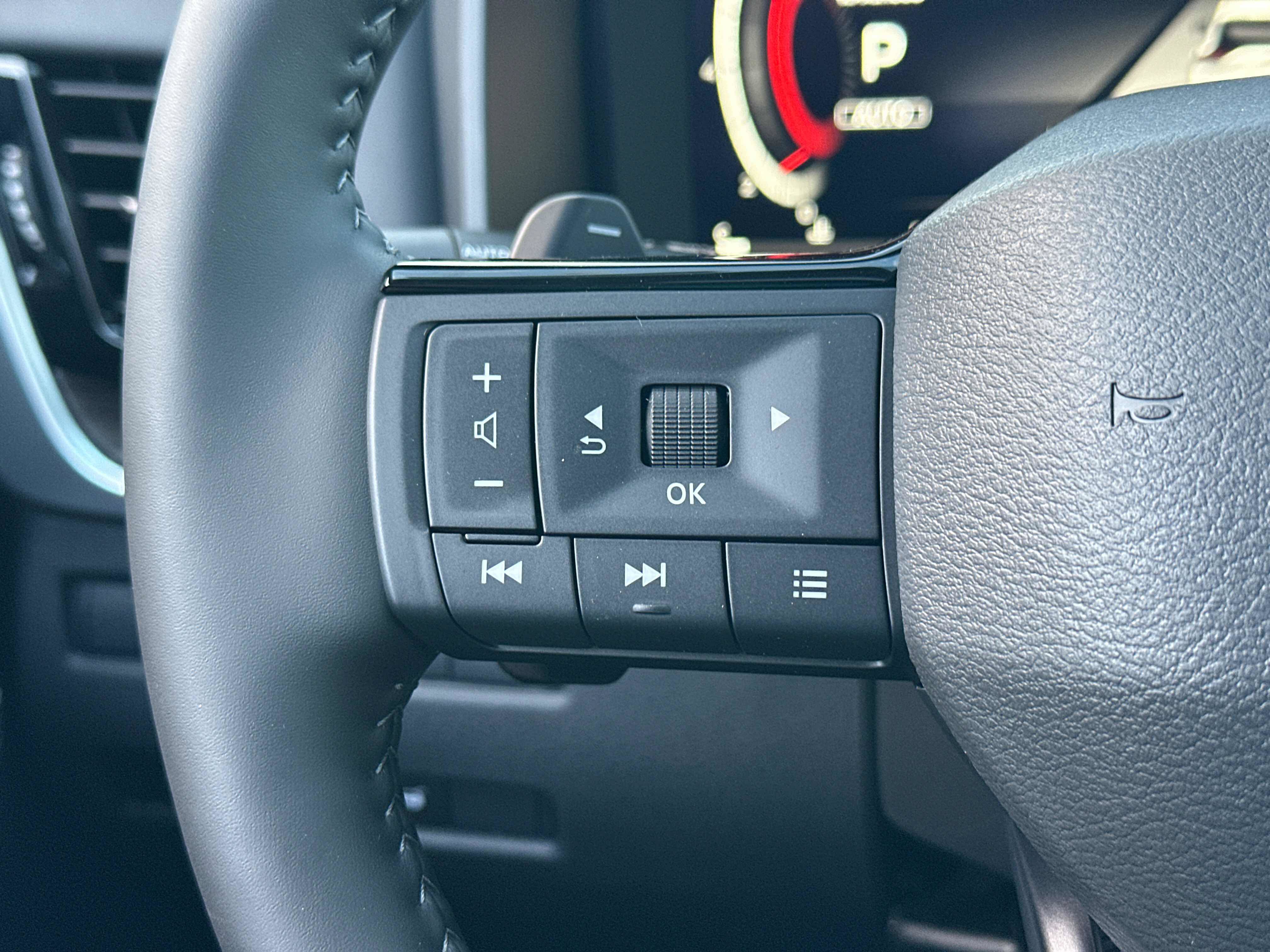 New 2026 Nissan Rogue Platinum AWD/4WD image 37