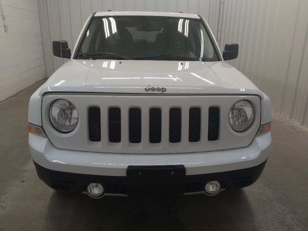 Used 2017 Jeep Patriot High Altitude AWD/4WD image 14