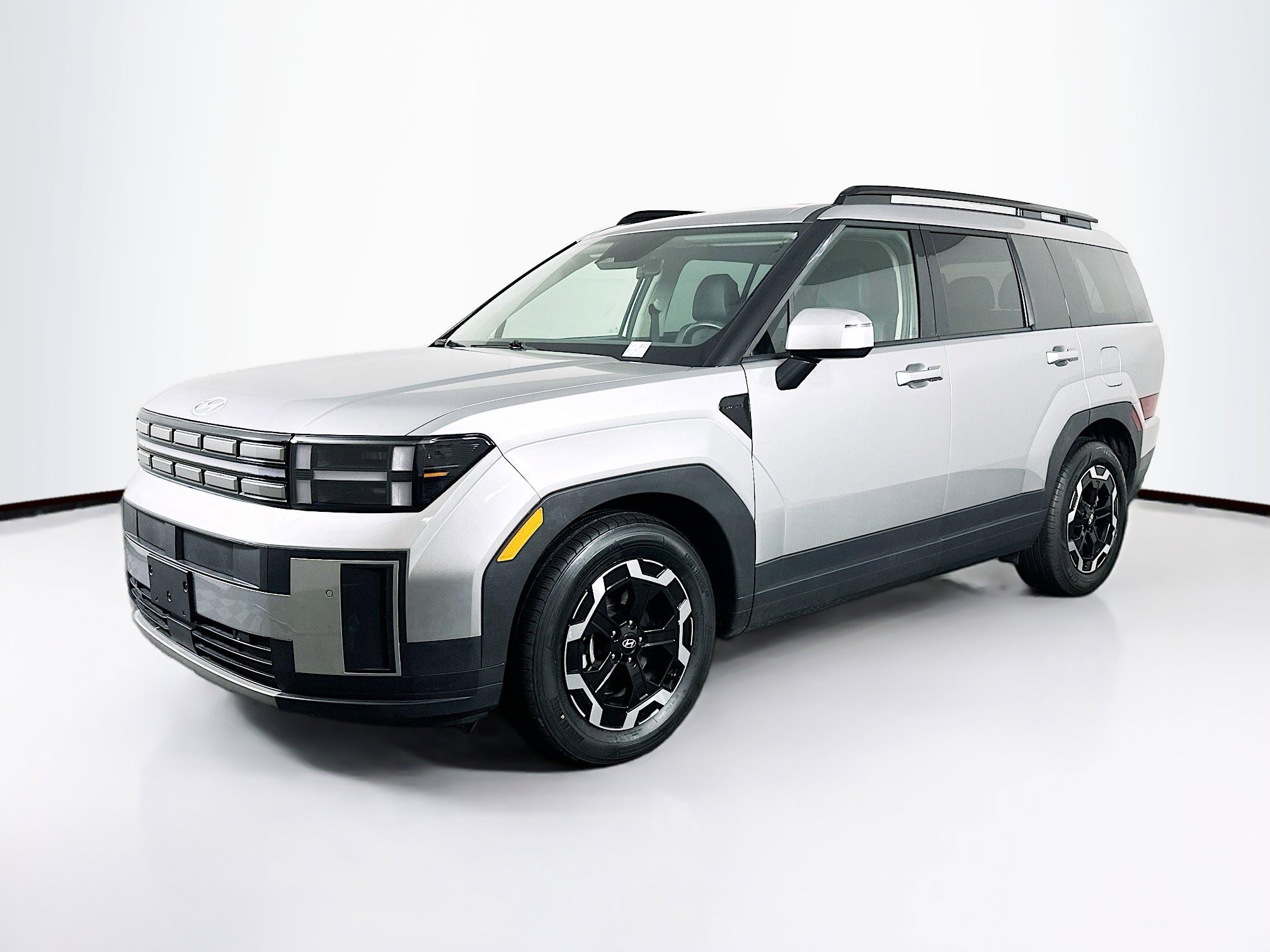 Used 2024 Hyundai Santa Fe SEL image 3