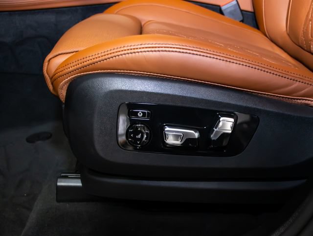 New 2026 BMW ALPINA XB7 AWD/4WD image 14