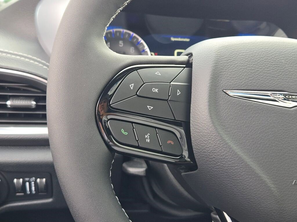 New 2026 Chrysler Pacifica Limited w/ S Appearance Package image 33