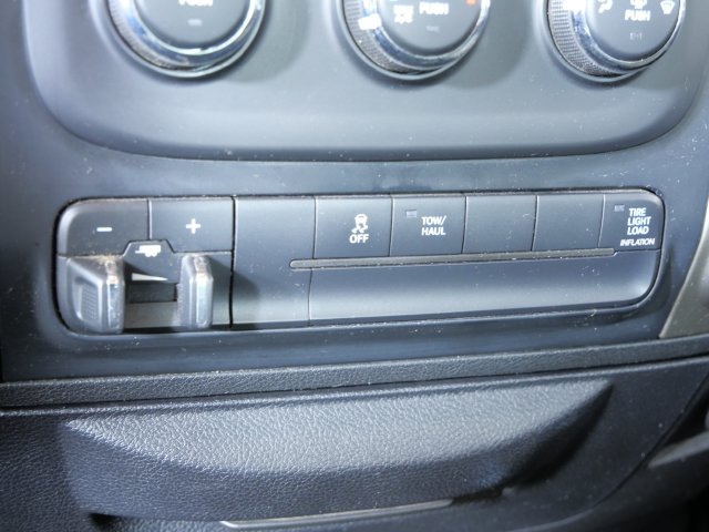 Used 2013 RAM 2500 SLT AWD/4WD image 25