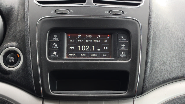 Used 2015 Dodge Journey SXT w/ Flexible Seating Group AWD/4WD image 16