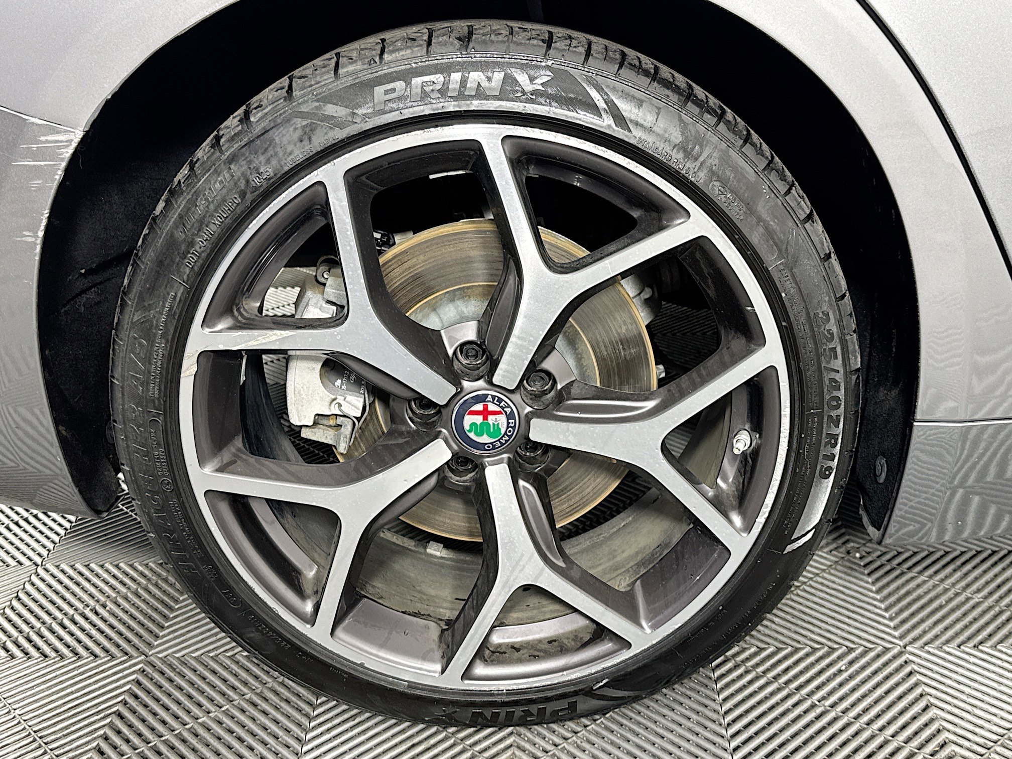 Used 2019 Alfa Romeo Giulia Ti image 57