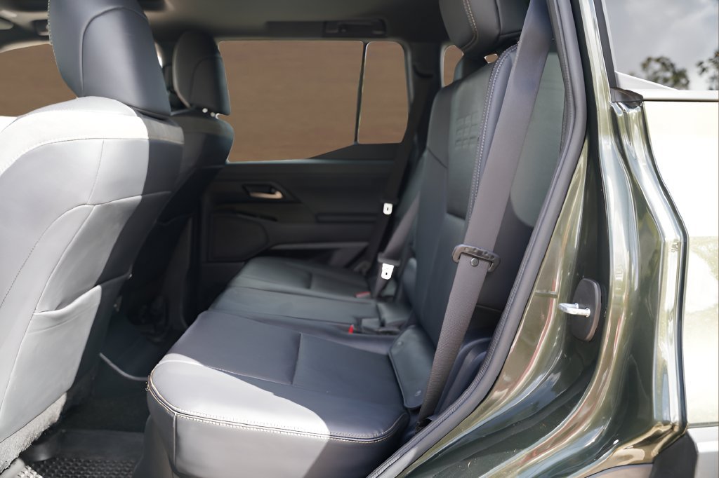 Used 2024 Lexus GX 550 AWD/4WD image 28