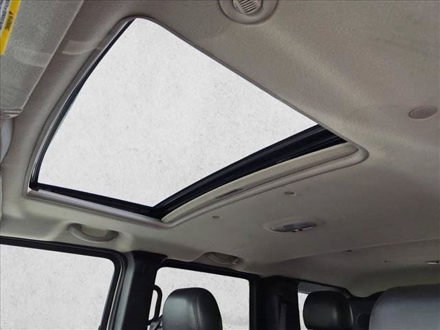 Used 2005 HUMMER H2 w/ Preferred Equipment Group AWD/4WD image 14