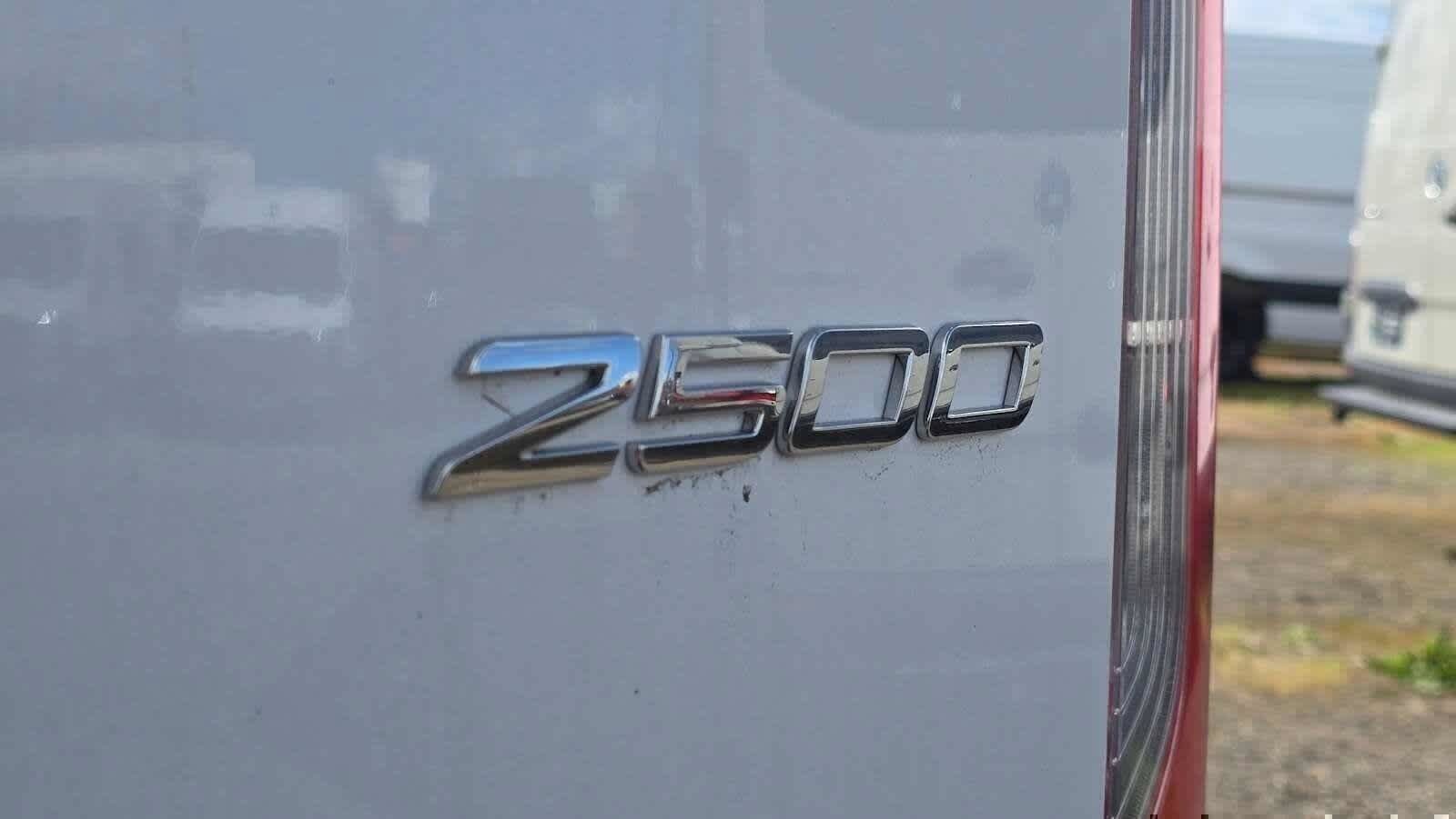 Used 2025 Mercedes-Benz Sprinter 2500 image 19