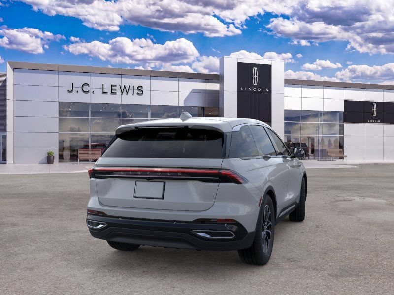 New 2026 Lincoln Nautilus Premier AWD/4WD image 8