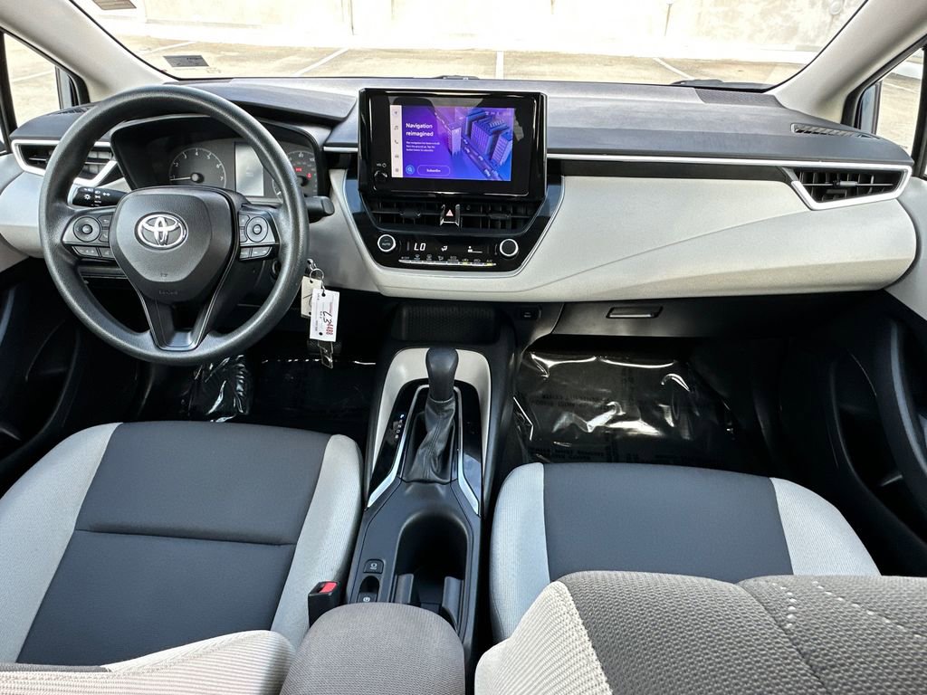 Used 2023 Toyota Corolla LE FWD image 13