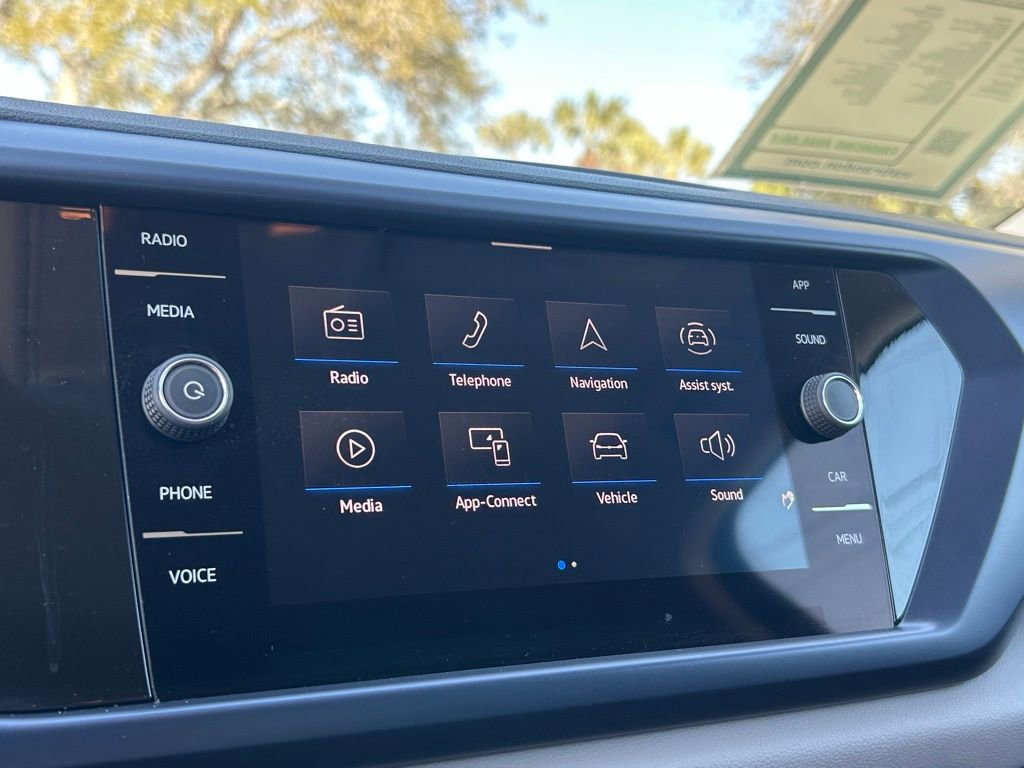 Certified 2023 Volkswagen Taos SE image 31