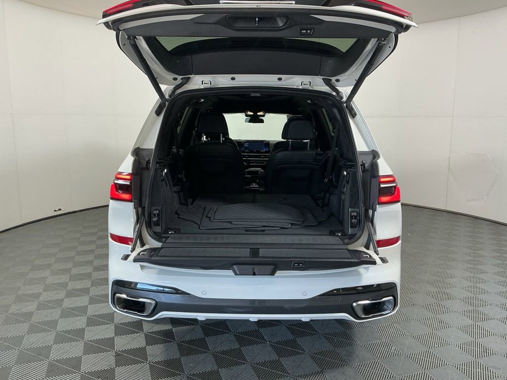 Certified 2023 BMW X7 xDrive40i w/ M Sport Package AWD/4WD image 30