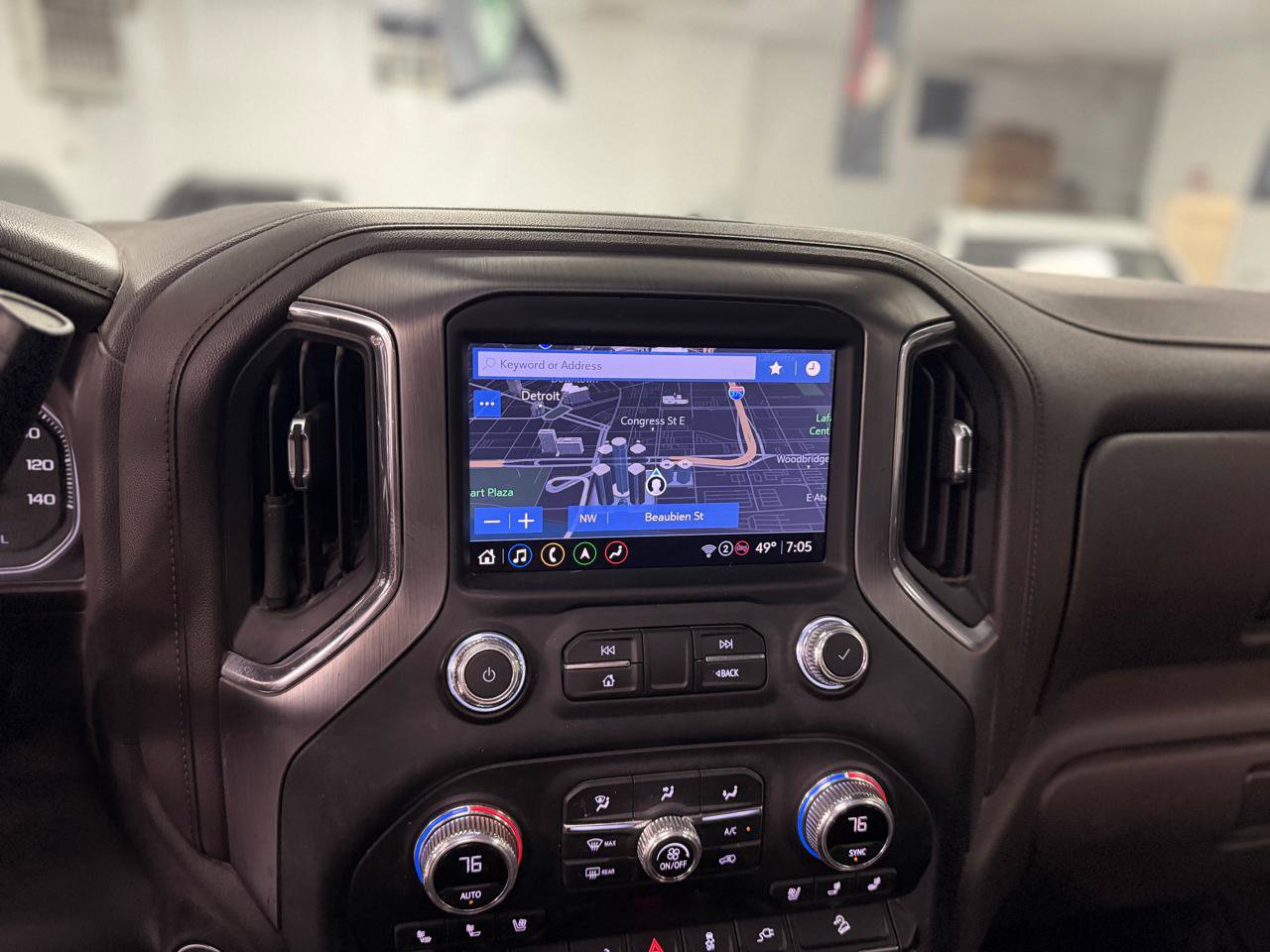 Used 2022 GMC Sierra 3500 Denali w/ Denali Ultimate Package AWD/4WD image 26