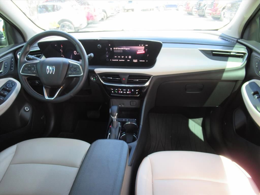Used 2025 Buick Encore GX Avenir w/ Avenir Technology Package image 10