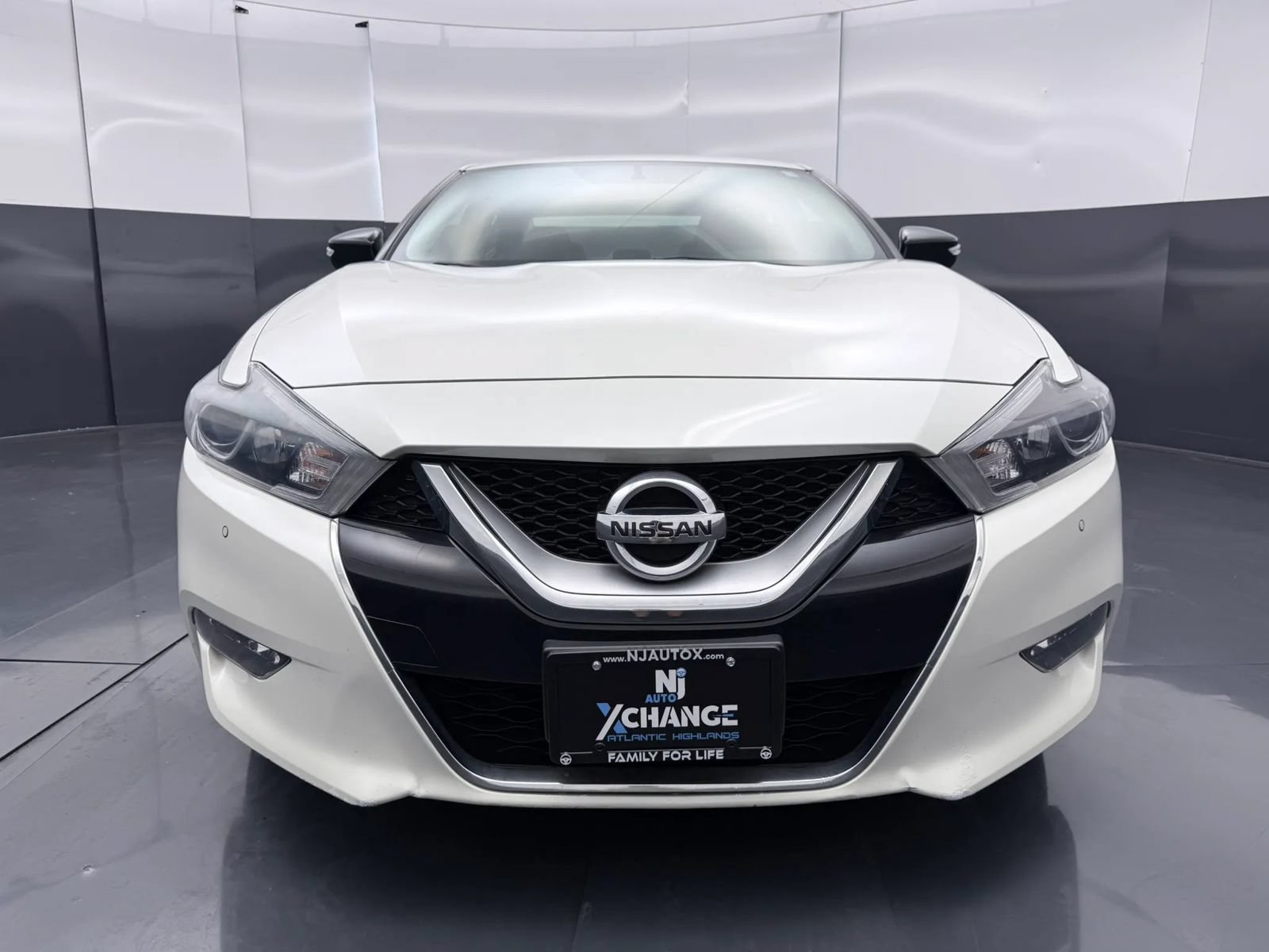 Used 2017 Nissan Maxima 3.5 SV FWD image 2