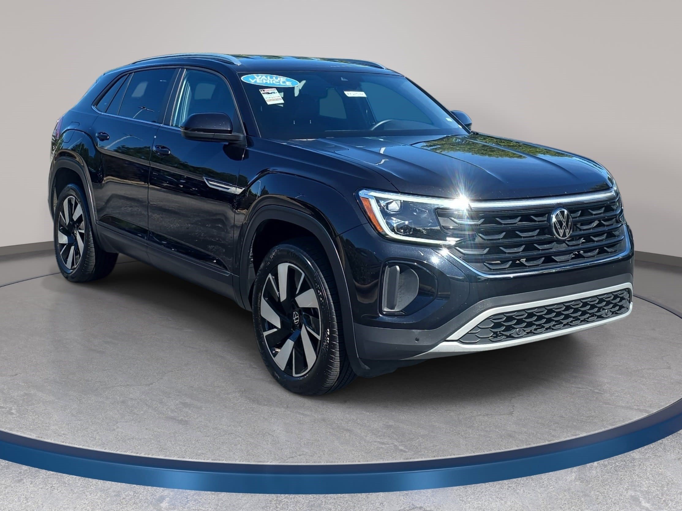 Used 2024 Volkswagen Atlas Cross Sport SE FWD image 3