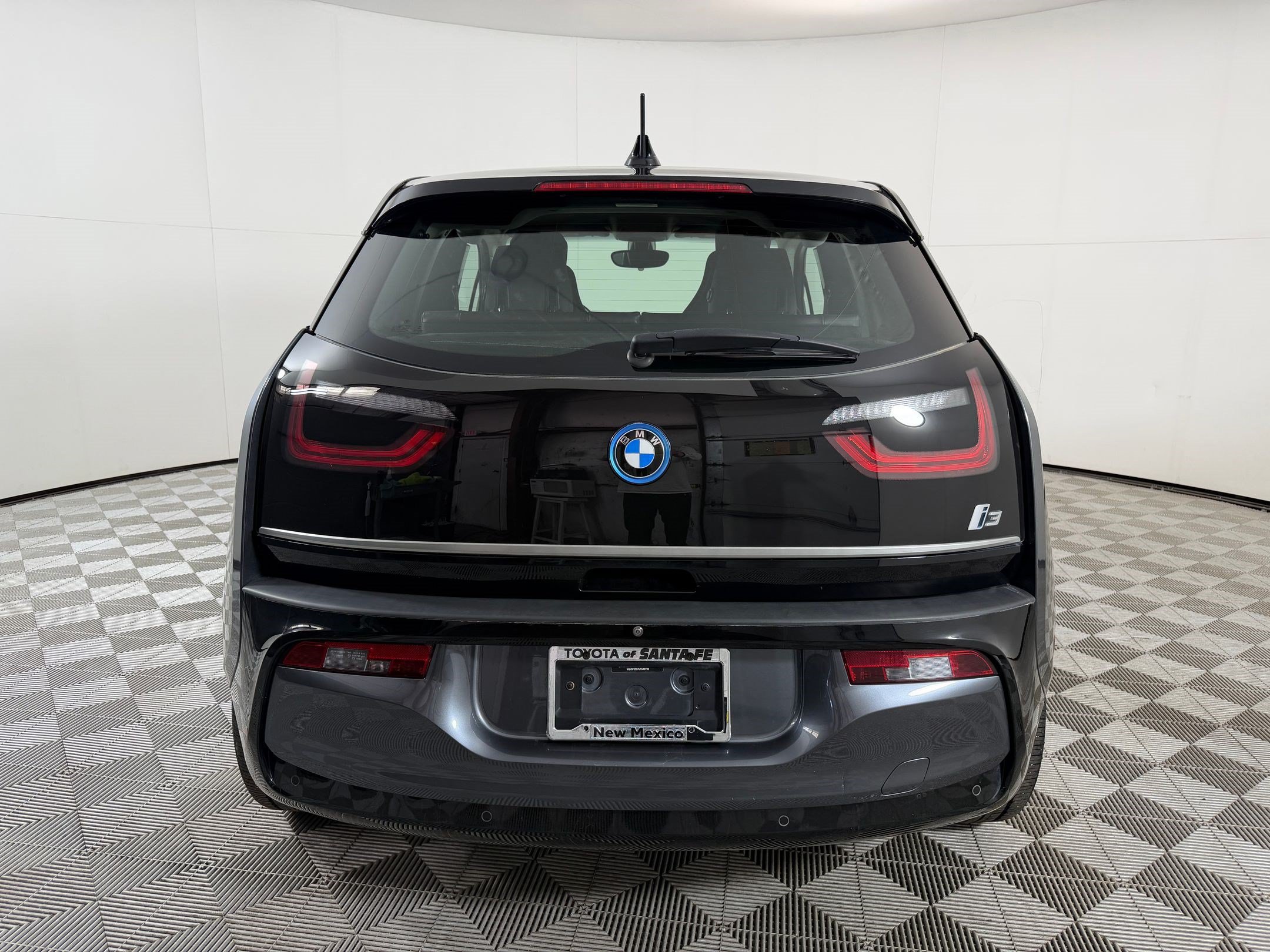 Used 2020 BMW i3 RWD image 10